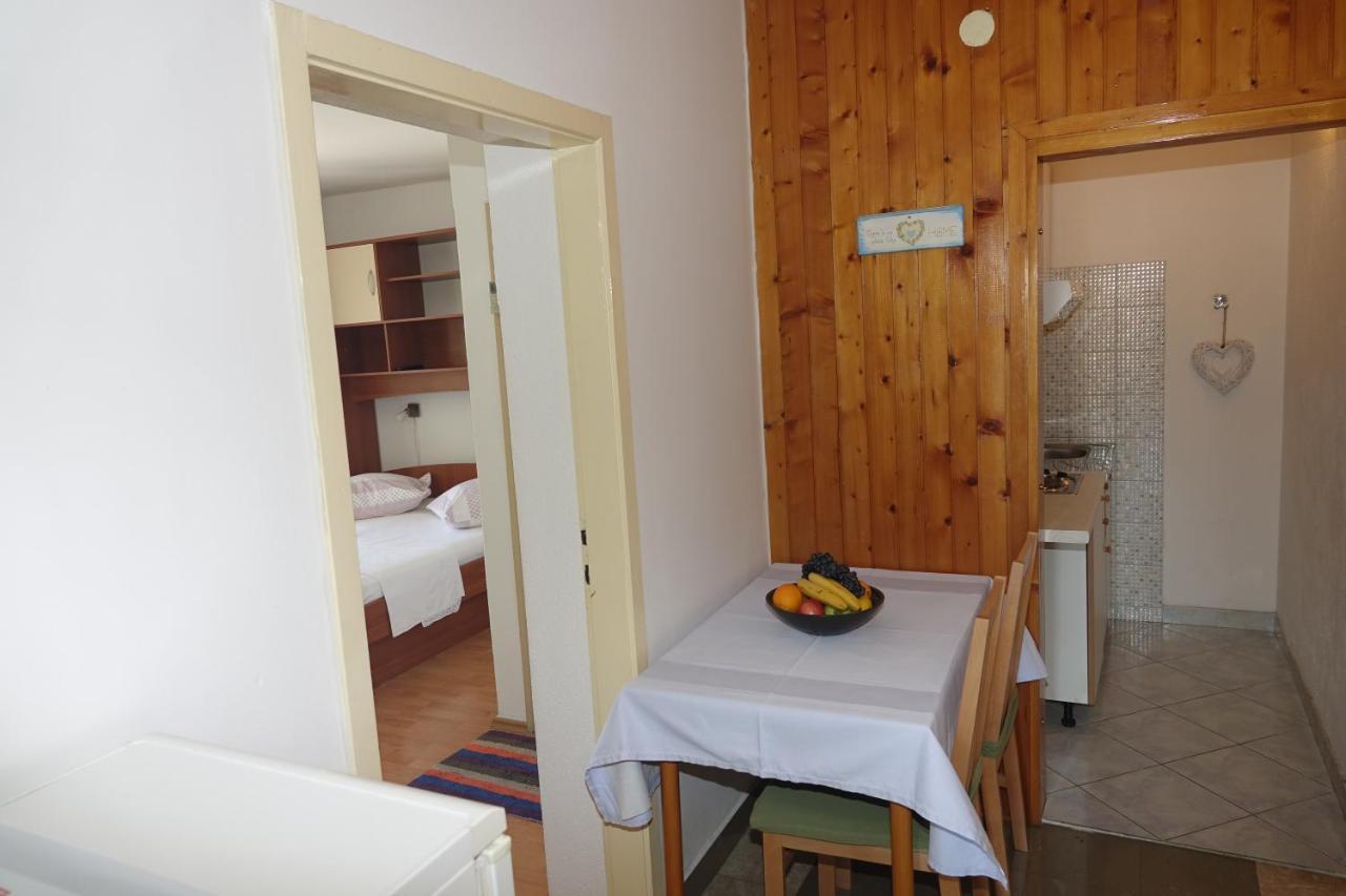 Roza Apartment Baska Voda Exterior photo